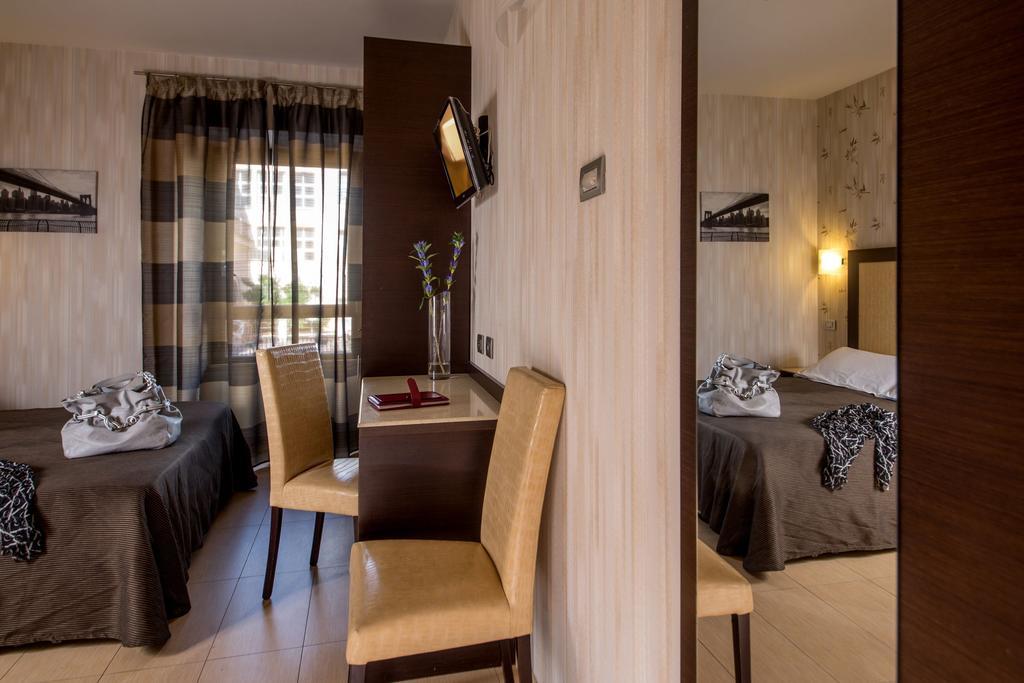 Hotel Dei Mille 3*